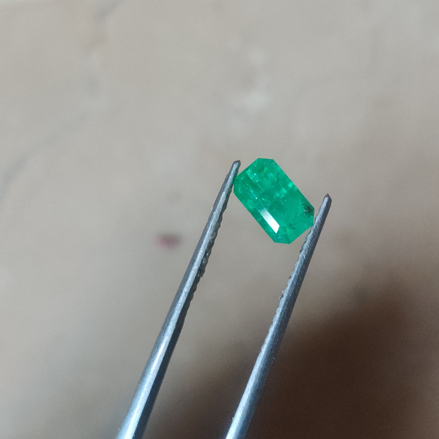 Natural Panjsher Vivid Green Emerald — Rectangular Cut 1.10 ct view 2