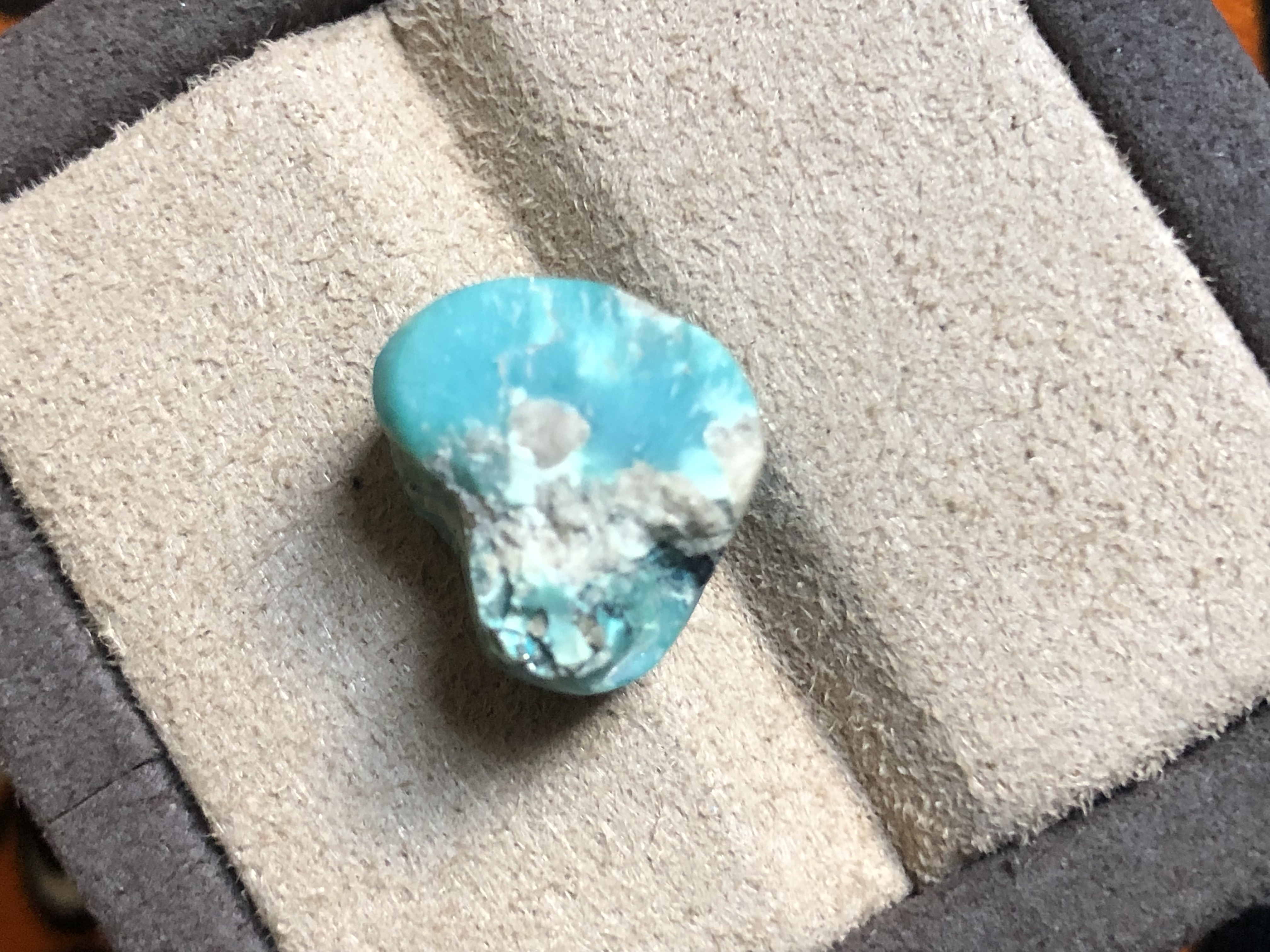 Natural 13 Carat Turquoise Heart Stone Guide: How to Evaluate, Buy, Style, and Care for This Rare Gem view 4